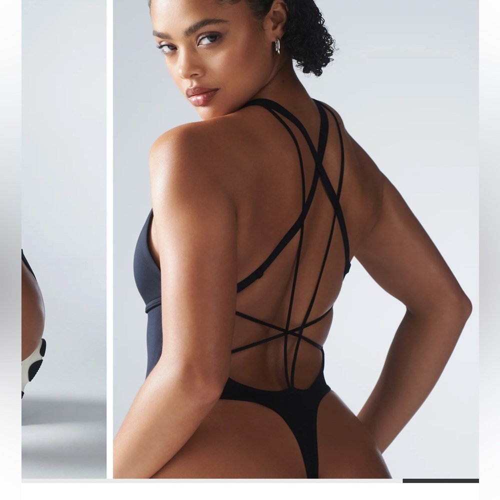😎 Savage x Fenty Our Curve Bodysuit - Picture 2 of 2